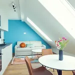 Apartman Leonart Living 61 *