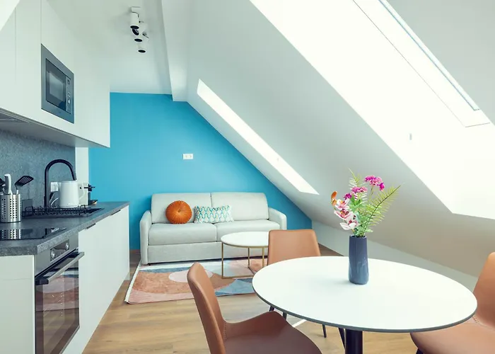 Apartment Leonart Living 61 *